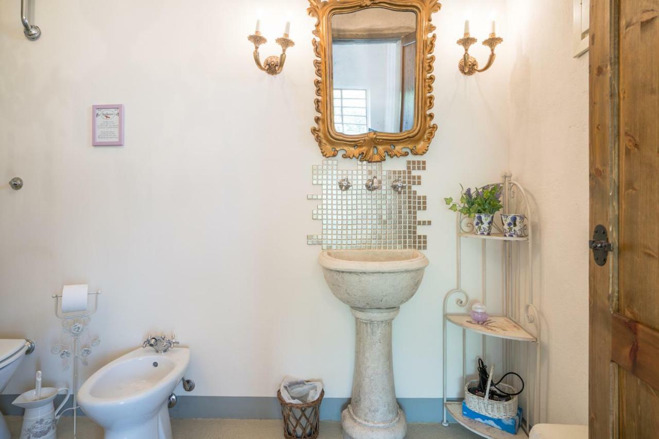 B&B Rosso Baccara Montevettolini Ngoại thất bức ảnh