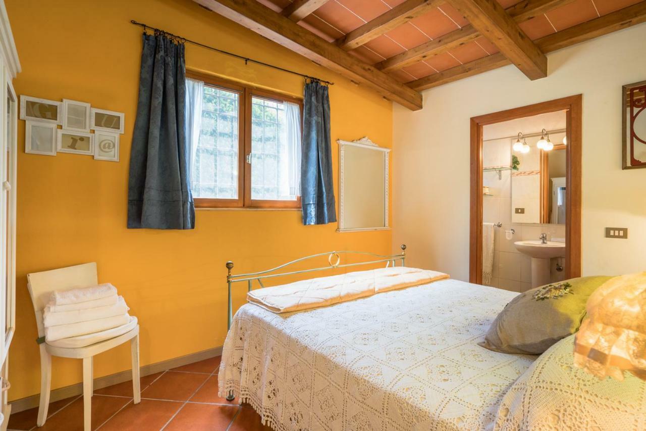 B&B Rosso Baccara Montevettolini Ngoại thất bức ảnh